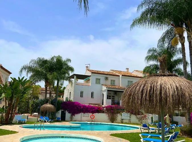 Benavista - 2 Bed Town House With Pool