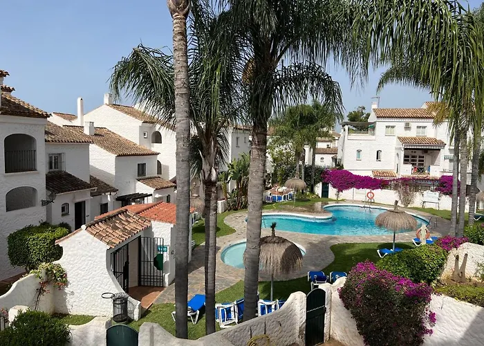 Benavista - 2 Bed Town House With Pool