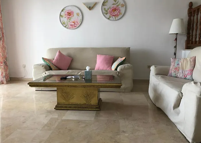 Casa de Férias Benavista - 2 Bed Town House With Pool Estepona